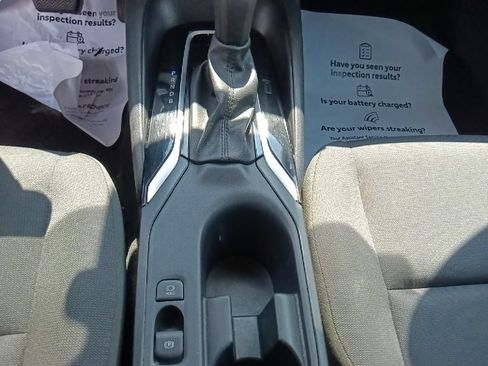 Used 2024 Toyota Corolla LE FWD image 24