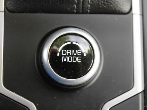 Certified 2021 Kia Sorento S image 36