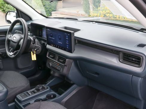 Used 2025 Ford Maverick XL FWD image 41