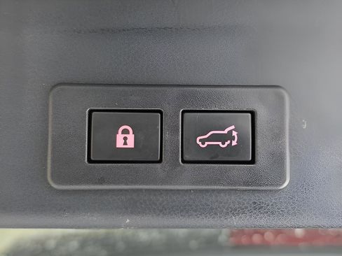 Used 2021 Subaru Ascent Premium w/ Sport Package image 14