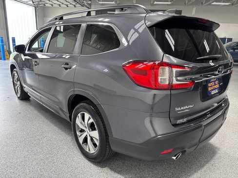 Used 2025 Subaru Ascent Premium AWD/4WD image 5
