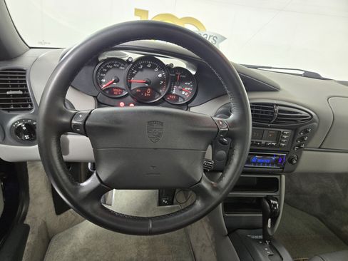 Used 1999 Porsche Boxster image 13