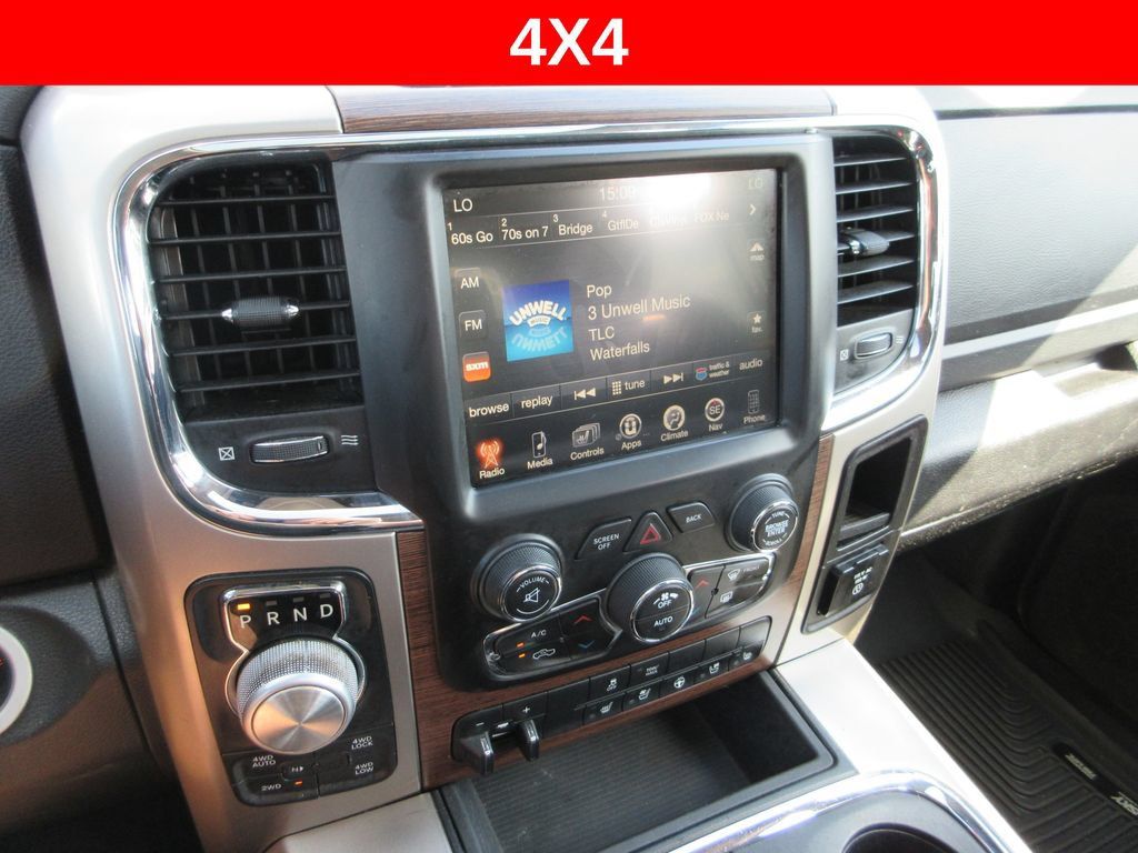 Used 2017 RAM 1500 Laramie w/ Convenience Group AWD/4WD image 33