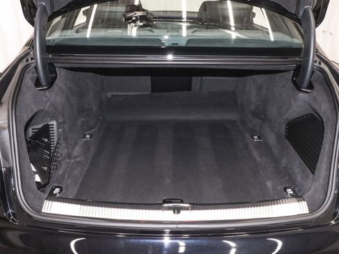 Used 2024 Audi S8 image 54