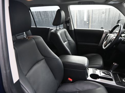 Used 2023 Toyota 4Runner Limited image 21