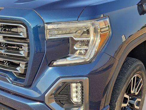 Used 2019 GMC Sierra 1500 AT4 w/ AT4 Premium Package AWD/4WD image 10