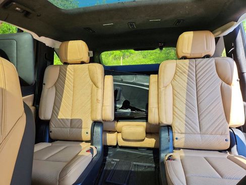 Used 2025 Cadillac Escalade IQ Sport 2 AWD/4WD image 6