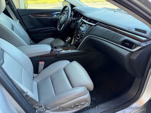 Used 2014 Cadillac XTS Luxury w/ Driver Awareness Package image 31