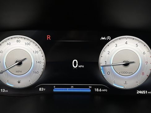 Used 2022 Hyundai Santa Fe SEL w/ Convenience Package FWD image 17