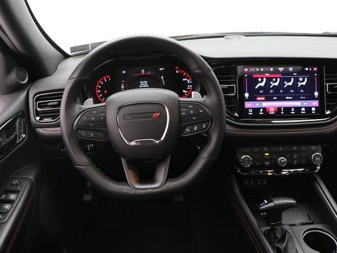 Used 2025 Dodge Durango GT AWD/4WD image 14
