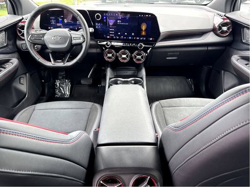 Used 2025 Chevrolet Blazer EV RS AWD/4WD image 13