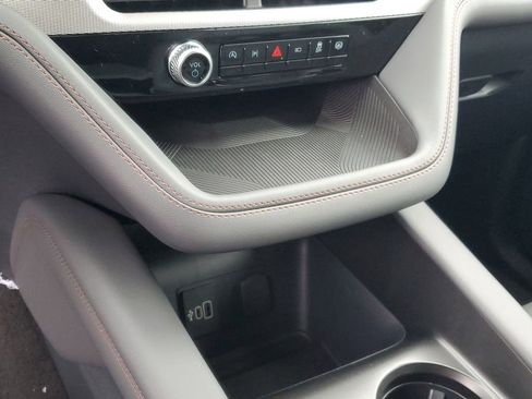 New 2026 Ford Explorer Active w/ Active Comfort Package image 21