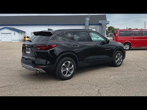 Used 2024 Chevrolet Blazer LT w/ Convenience Package AWD/4WD image 31