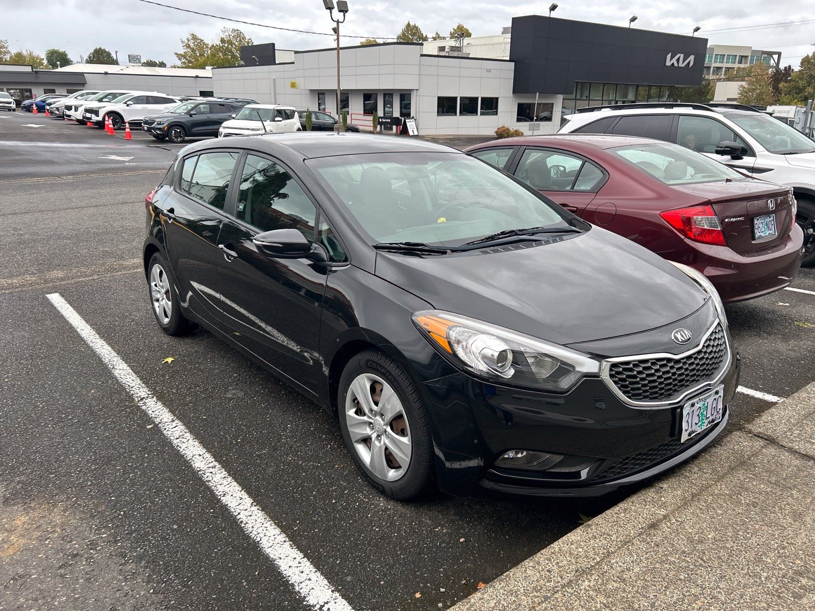 Used 2016 Kia Forte LX FWD image 2