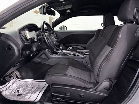 Used 2023 Dodge Challenger R/T w/ Blacktop Package image 18