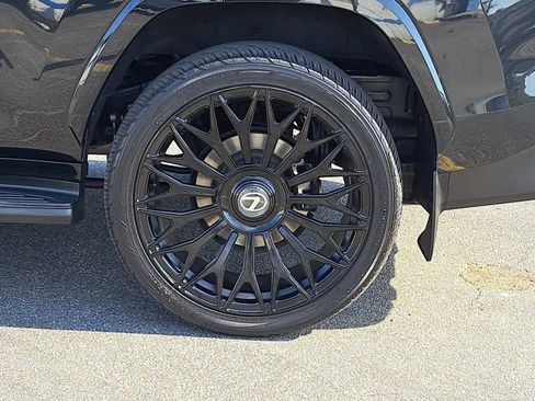 Used 2023 Lexus LX 600 4WD w/ Appearance Package image 37