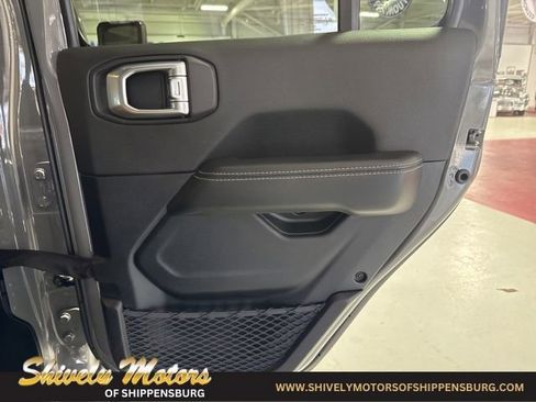 Used 2022 Jeep Wrangler Unlimited Rubicon 4xe w/ Cold Weather Group image 37