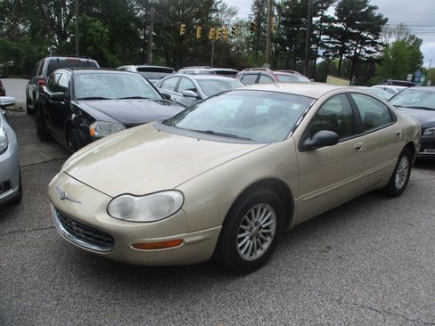 Used 1999 Chrysler Concorde LXi image 1