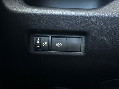 New 2025 Toyota RAV4 XLE image 31