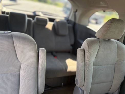 Used 2013 Honda Odyssey LX image 18