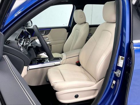 New 2026 Mercedes-Benz GLB 250 image 9
