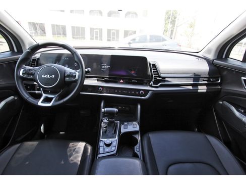 Certified 2023 Kia Sportage EX FWD image 12