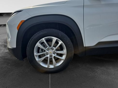 Used 2024 Chevrolet TrailBlazer LS FWD image 13