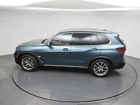 Used 2024 BMW X5 sDrive40i w/ Premium Package RWD image 43