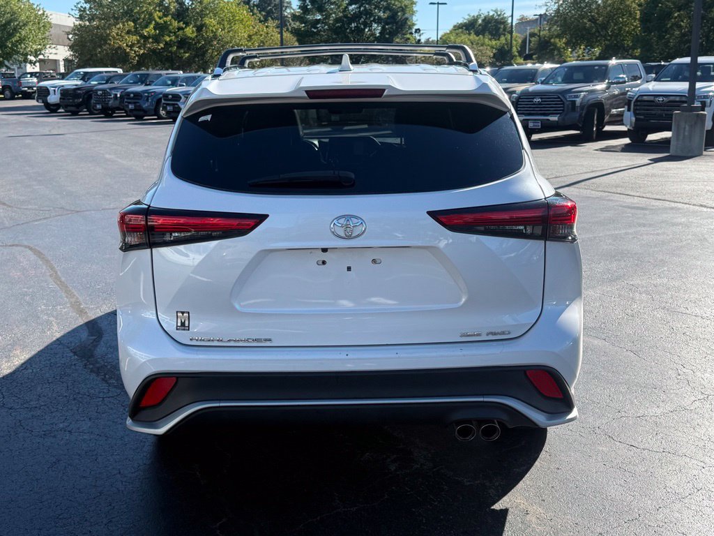 Certified 2021 Toyota Highlander XSE AWD/4WD image 7