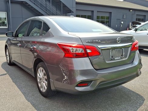 Used 2019 Nissan Sentra SV FWD image 3