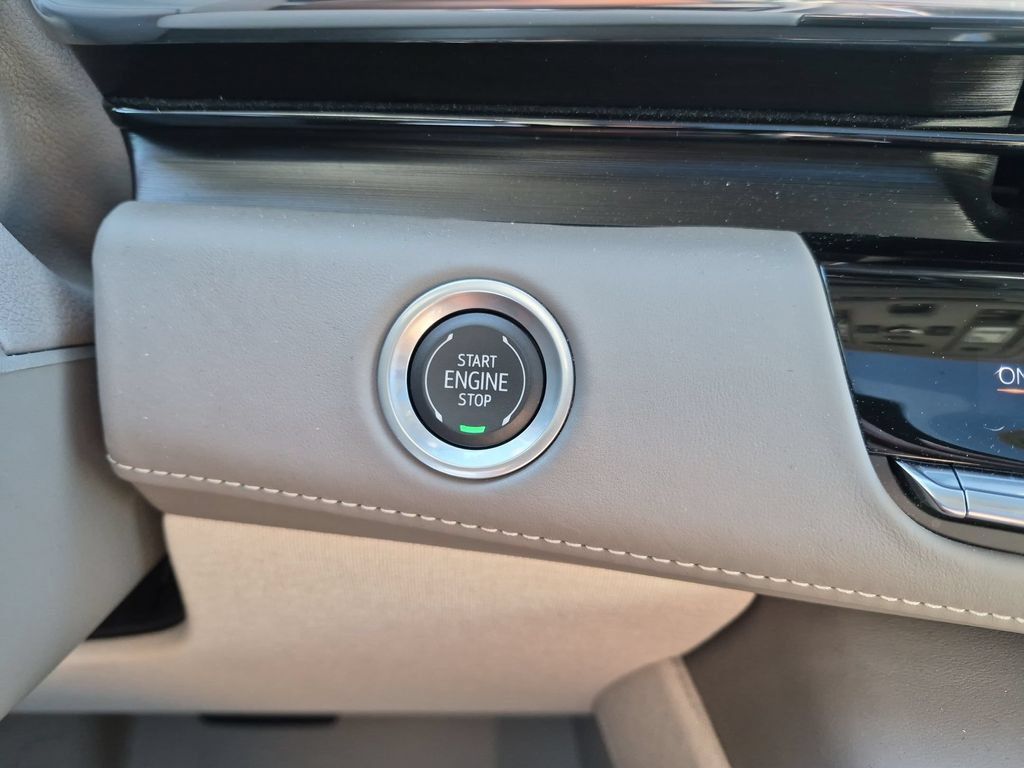 Certified 2024 Cadillac Escalade ESV Sport Platinum AWD/4WD image 25