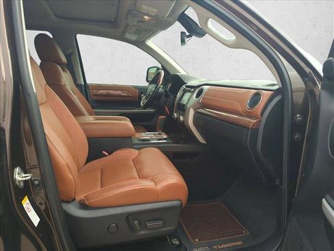 Used 2019 Toyota Tundra 1794 Edition image 17
