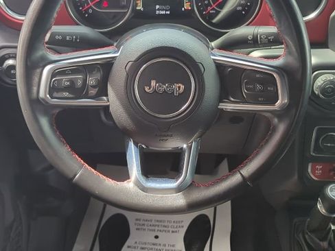 Used 2021 Jeep Wrangler Unlimited Rubicon AWD/4WD image 9