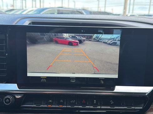 Used 2023 Chevrolet Silverado 1500 RST w/ Convenience Package II image 21