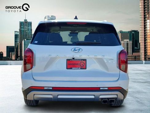 Used 2023 Hyundai Palisade Limited w/ Cargo Package image 5