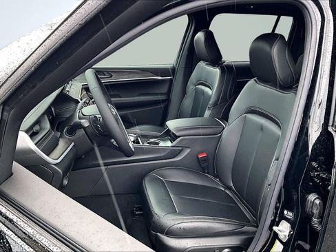 New 2026 Jeep Grand Cherokee Limited image 10