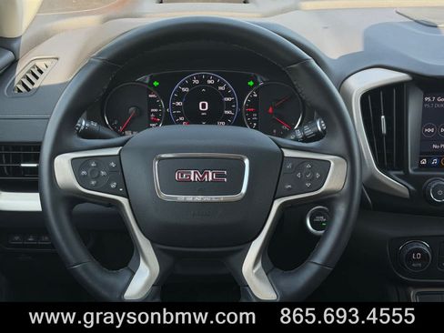 Used 2023 GMC Terrain Denali w/ Denali Premium Package AWD/4WD image 24