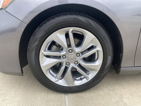 Used 2019 Honda Accord LX image 31