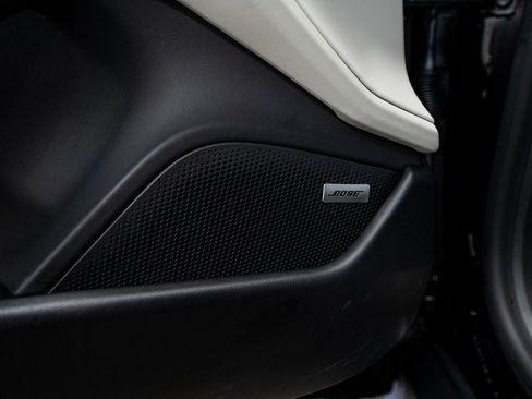 Used 2024 Porsche Taycan 4S w/ Premium Package image 30