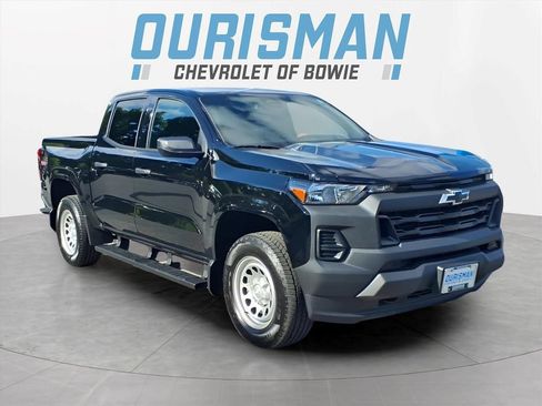 New 2026 Chevrolet Colorado W/T w/ Advanced Trailering Package AWD/4WD image 1