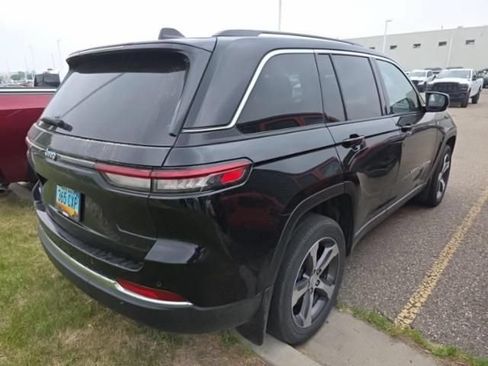 Used 2022 Jeep Grand Cherokee Limited 4xe AWD/4WD image 9