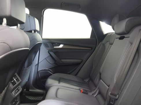 Used 2022 Audi Q5 2.0T Premium Plus image 27