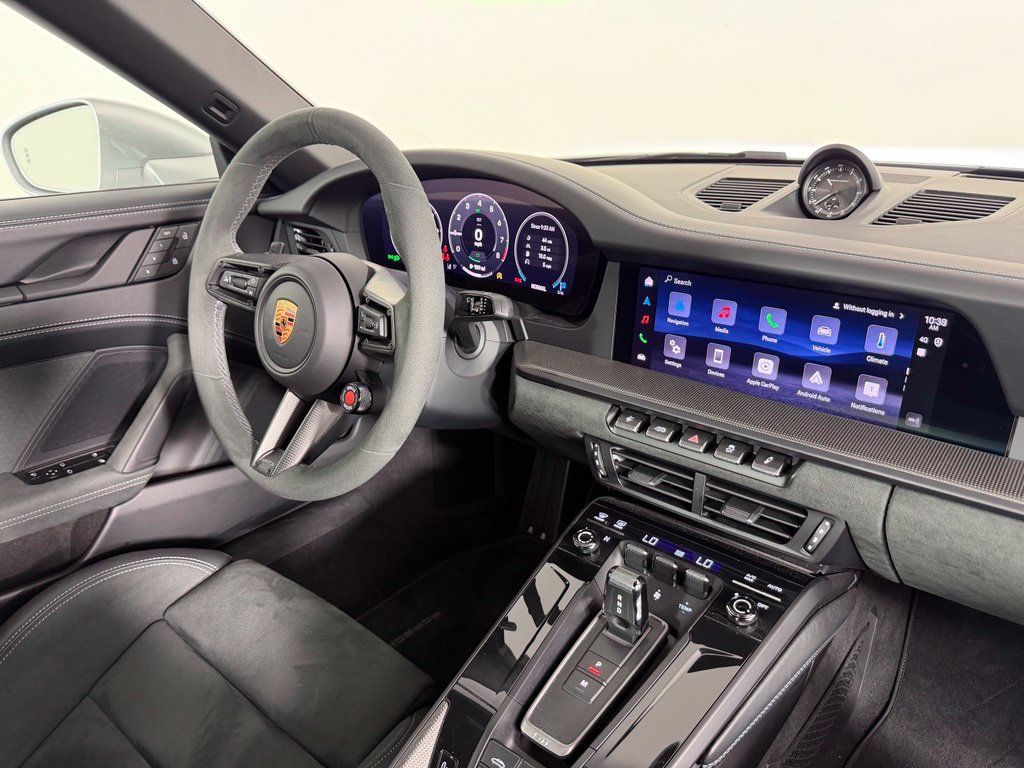 Certified 2026 Porsche 911 Targa 4 GTS AWD/4WD image 7