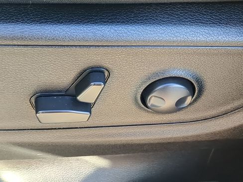 Used 2022 RAM 1500 Big Horn image 19