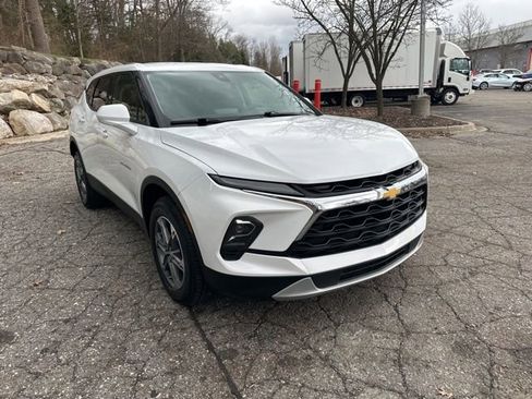 Used 2023 Chevrolet Blazer LT w/ Driver Confidence Package FWD image 7