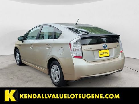Used 2010 Toyota Prius Two FWD image 3