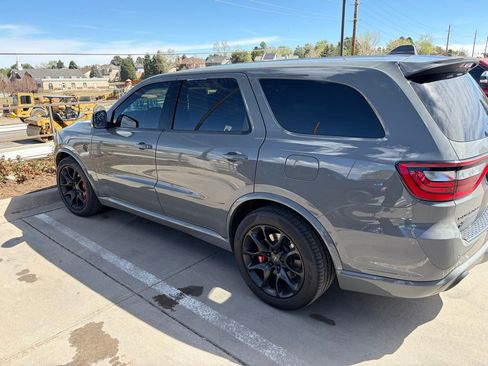 Used 2021 Dodge Durango SRT Hellcat w/ Technology Group AWD/4WD image 2