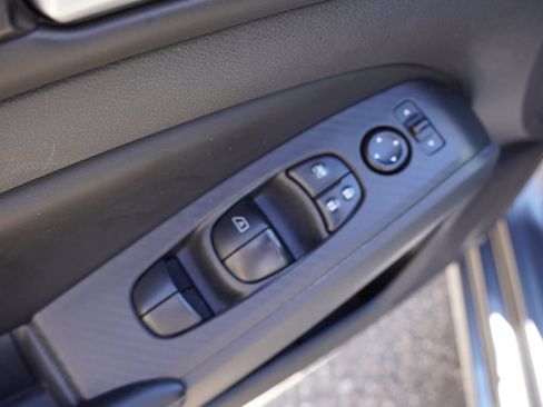 Used 2025 Nissan Altima 2.5 SV FWD image 20