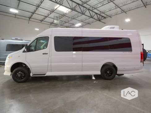 Used 2026 Mercedes-Benz Sprinter 3500 image 32