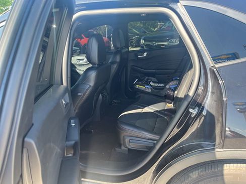 Used 2025 Ford Escape ST-Line w/ Equipment Group 301A FWD image 10